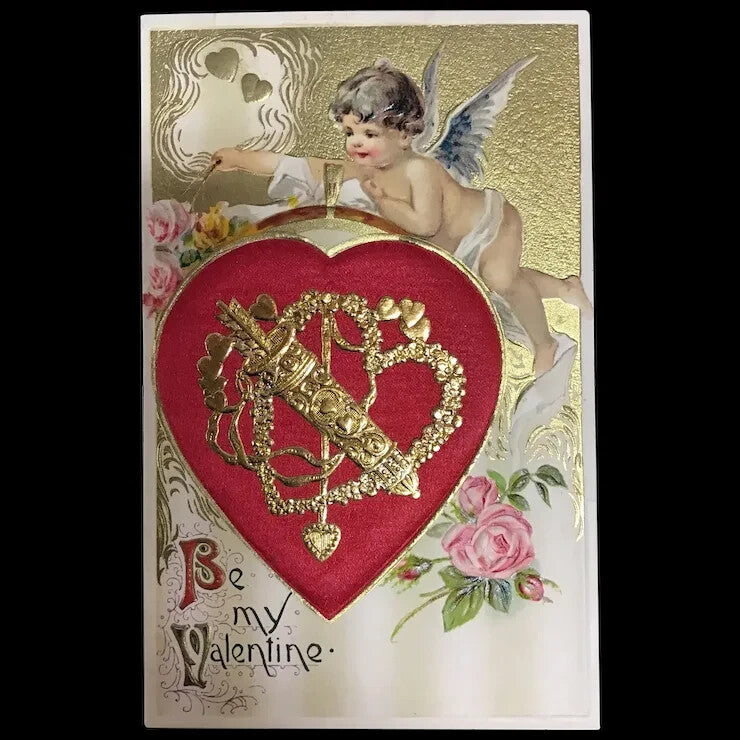 Stunning Gold Metallic Cupid Decorating Red Silk Heart With Pink Roses Valentine