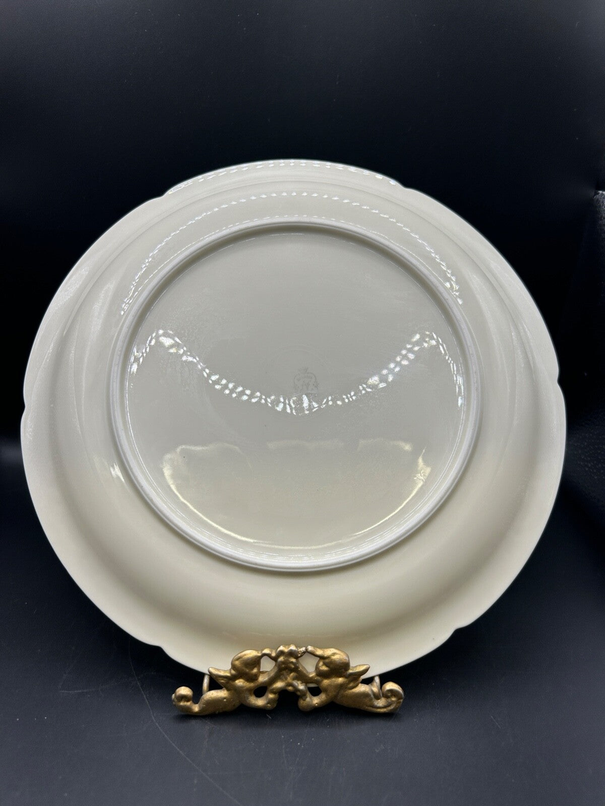 RARE Waldershof Bavaria Germany 10" Dinner Plate Gold Rim and Design