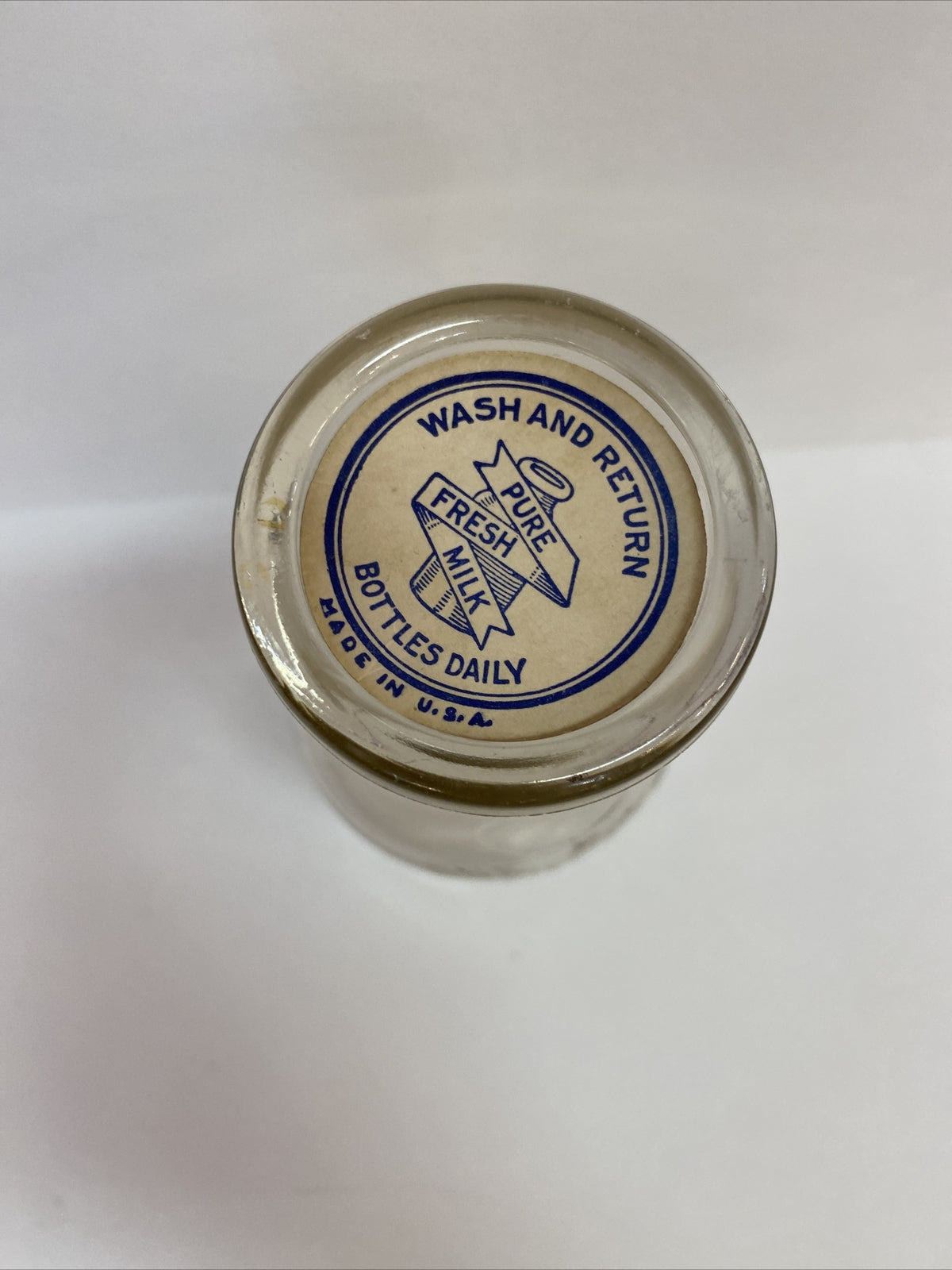 Thompsons Dairy Milk Co Pint Michigan MI Mich Bottle 