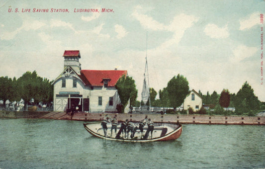 U.S Life Saving Station Ludington, Michigan Mich Mi Postcard