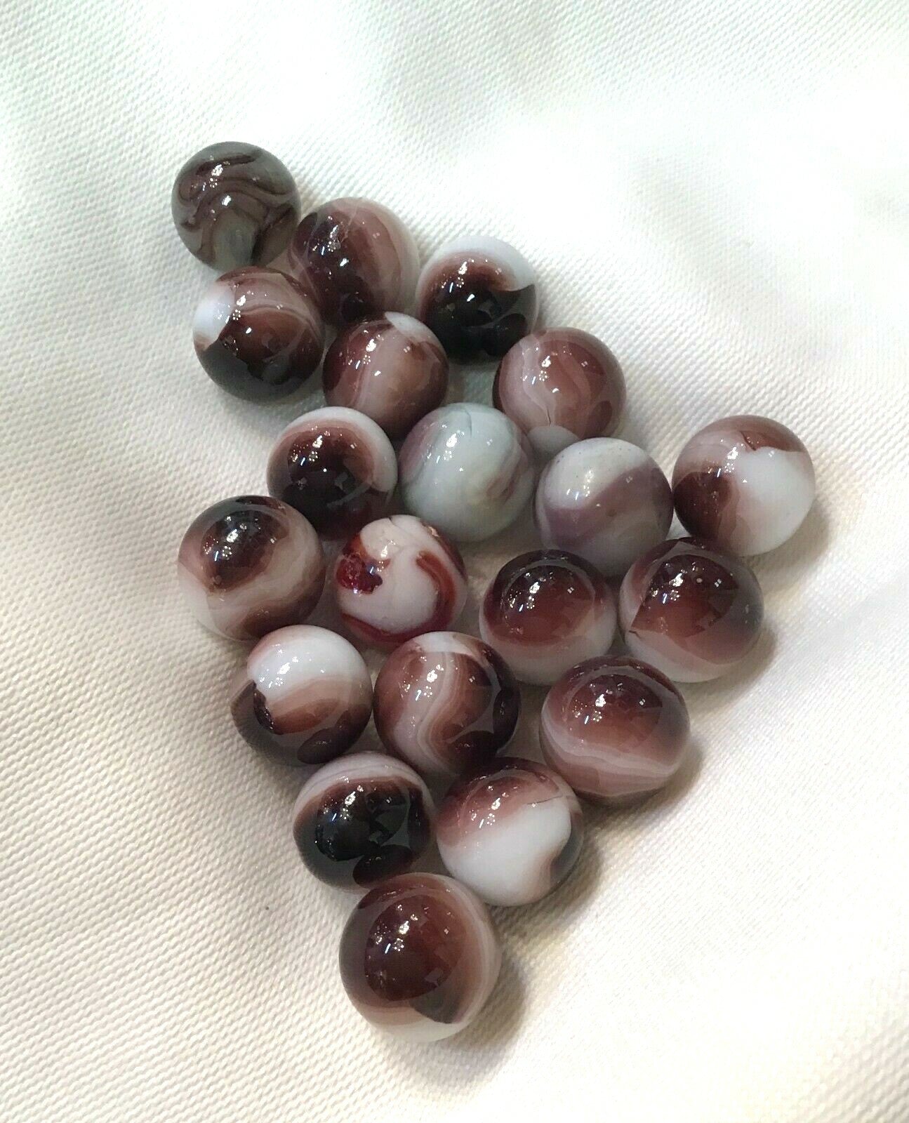 Lot of 20 Vintage Brown or Dark Purple White Swirl Glass Marbles