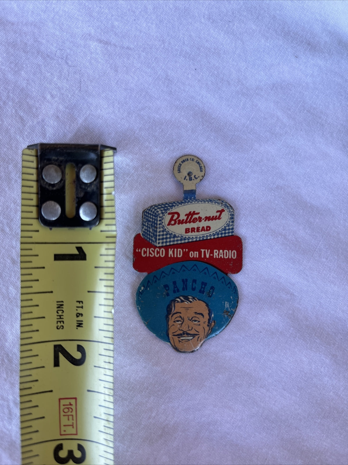 c.1950 CISCO Blue hat Cisco Kid Butternut Bread tin tab Radio & TV Show badge