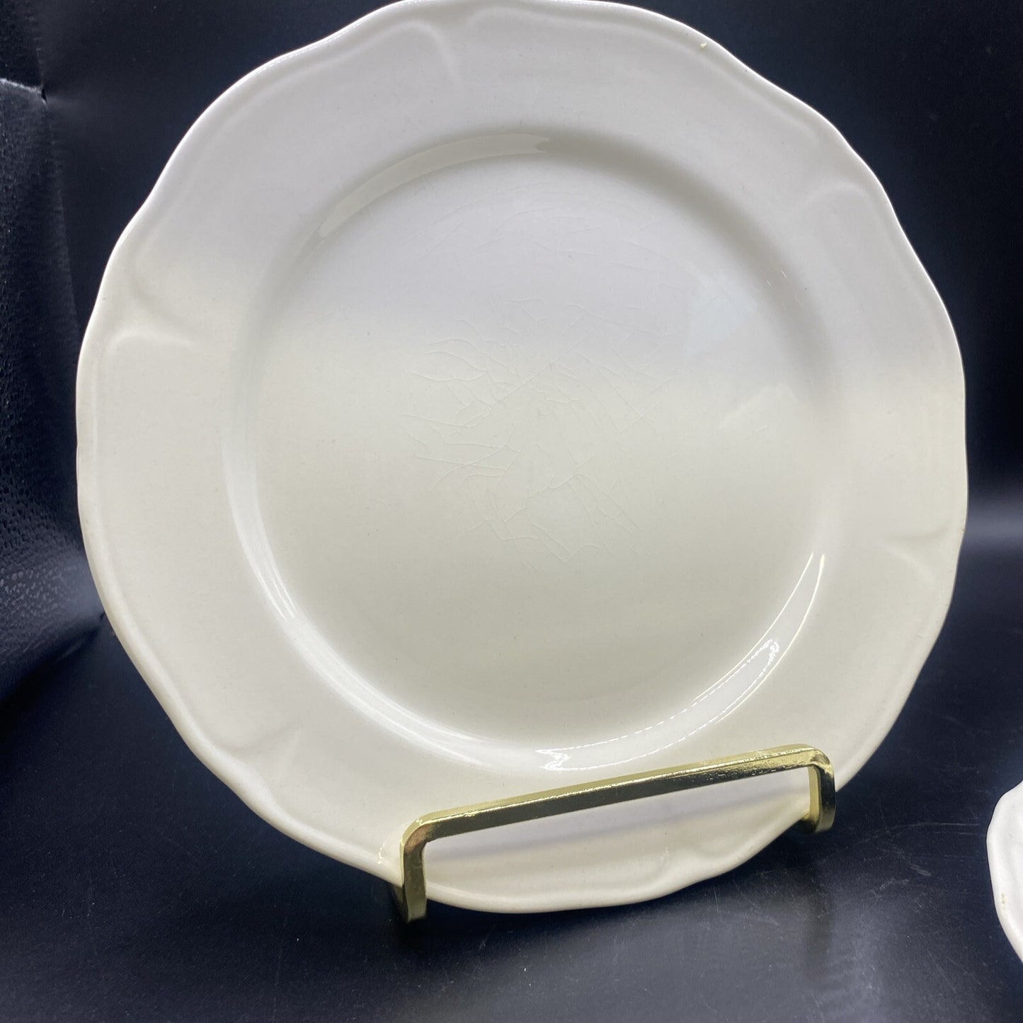 RARE Lot of 4 1930's Petalware Mount Clemens White Plates Salad Bread Desert