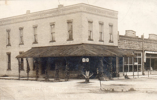 Hotel "Muir" in  Muir MI Mich Michigan Postcard Real Photo