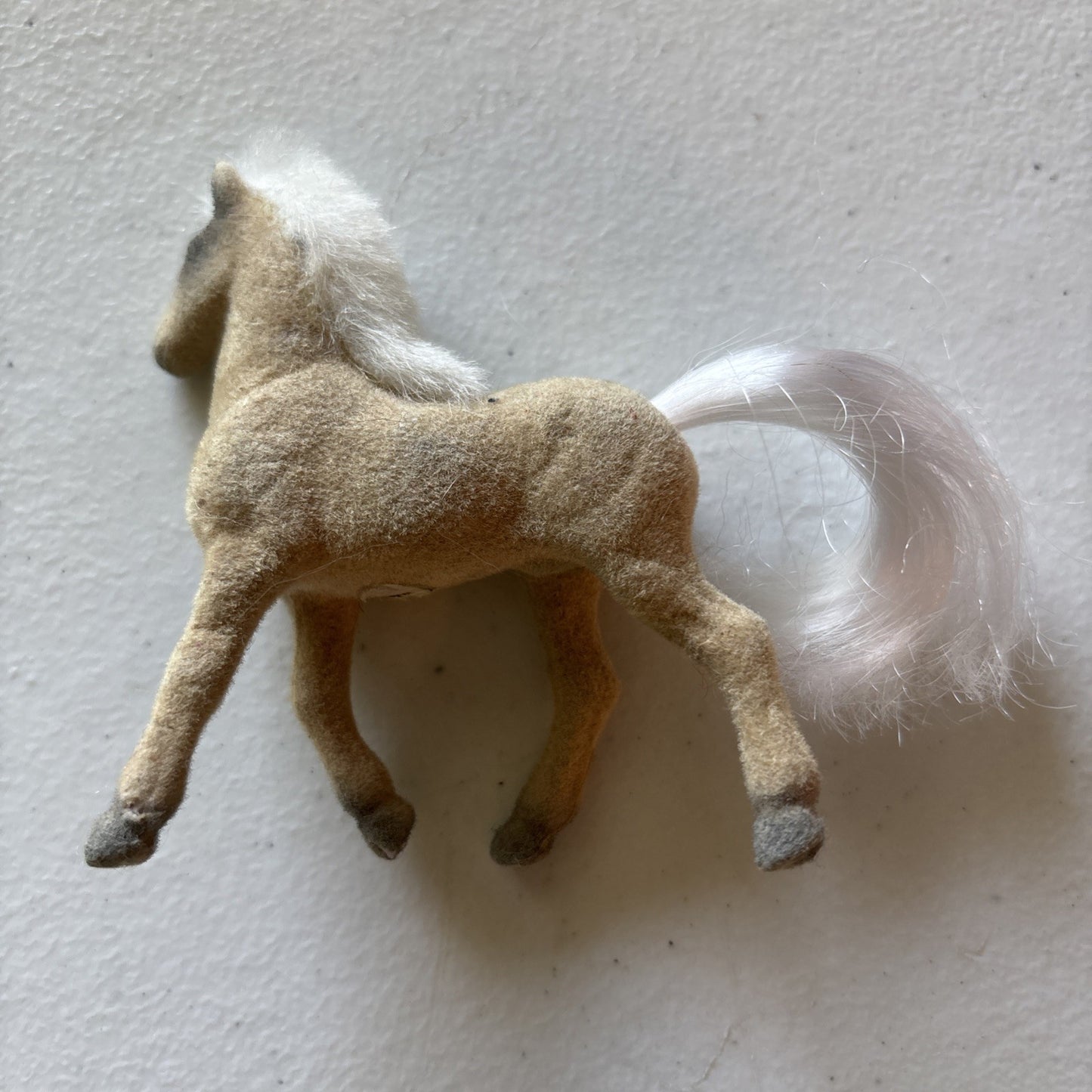 Flocked Fuzzy Horse Pony Figurine Toy Palomino White Mane & Tail 3-1/2" Tall