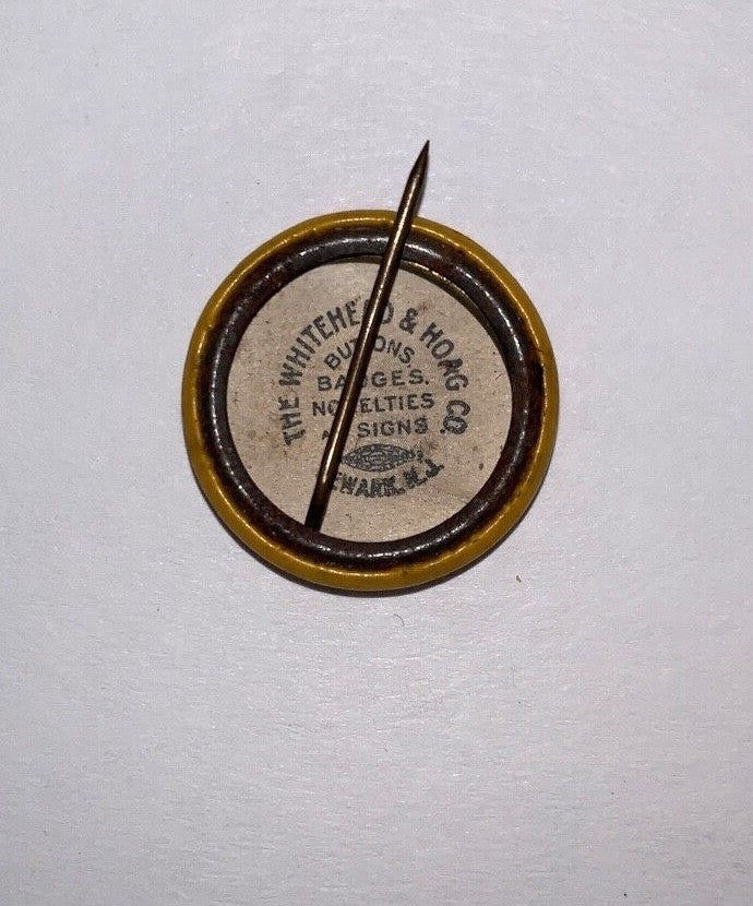 Metropolitan Life Insurance Co - The Light That Never Fails 7/8" Pinback