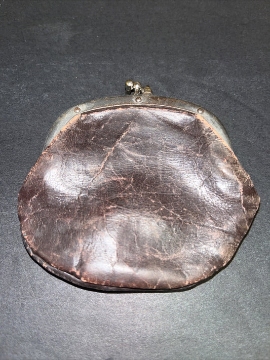 Vintage Coin Purse Dark Brown Leather Tiny KissLock Coin Purse 3” X 2.5”