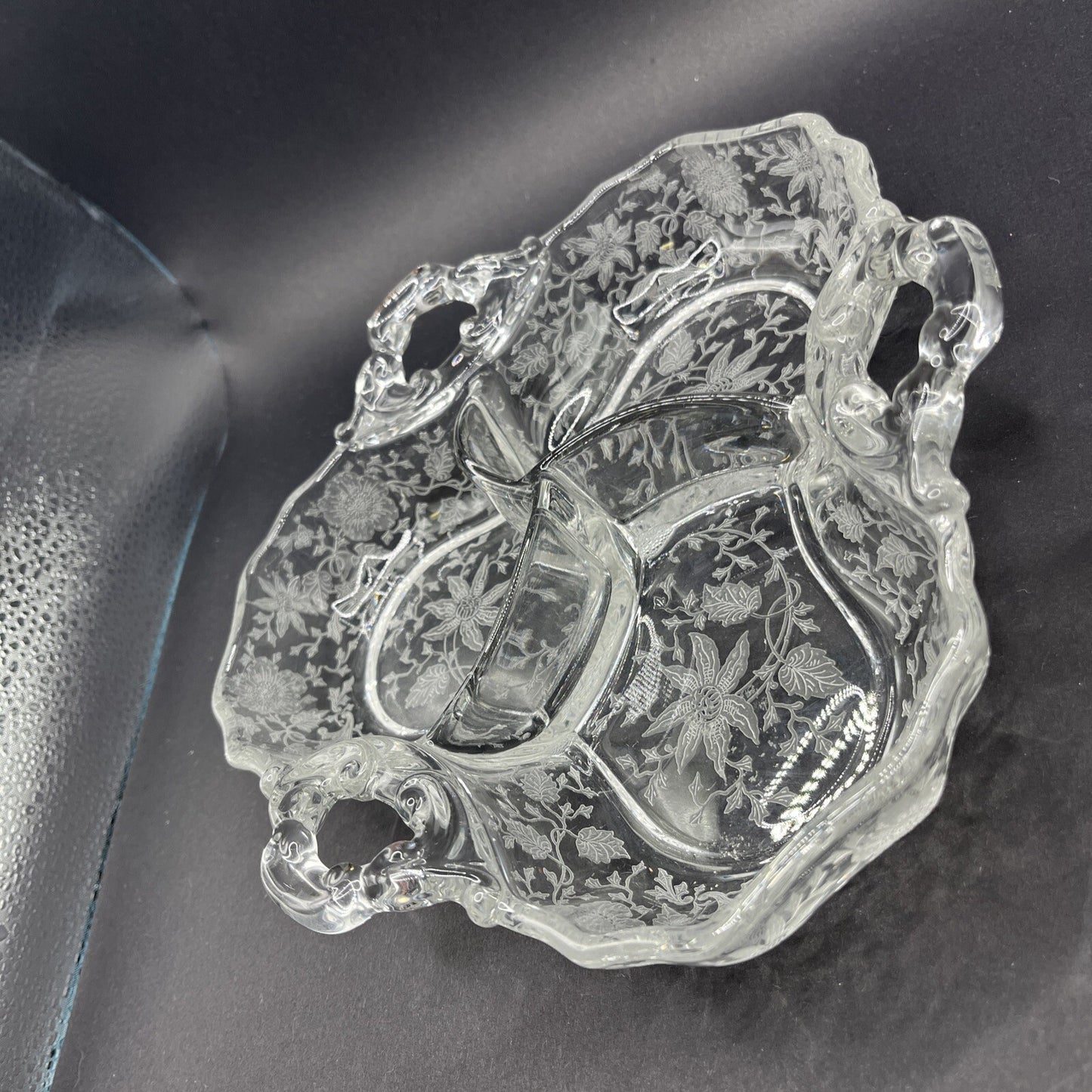 CAMBRIDGE ART GLASS UNIQUE THREE HANDLED THREE PART CANDY DISH "WILDFLOWER" ETCH