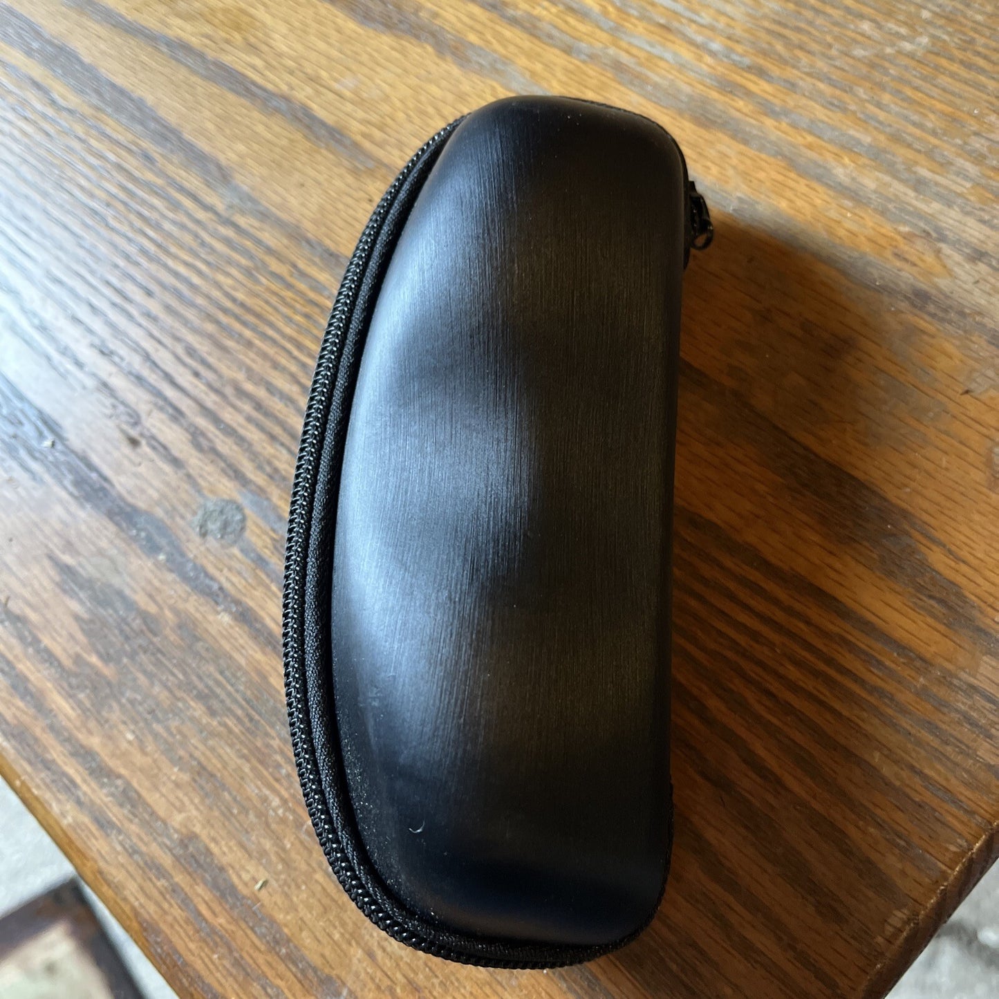 BRAND NEW VOGUE EYEGLASSES SUNGLASSES ZIPPER HARD CASE SEALED CLOTH 