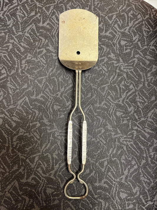 Vintage Ford, MAPLECREST MOTORS, INC.  sales & servise. FORD bottle opener-Spatu