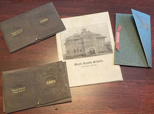 1800's+ Lot of 4 Maple Ridge Schools Graduation Alumni Collectible MI Michigan 