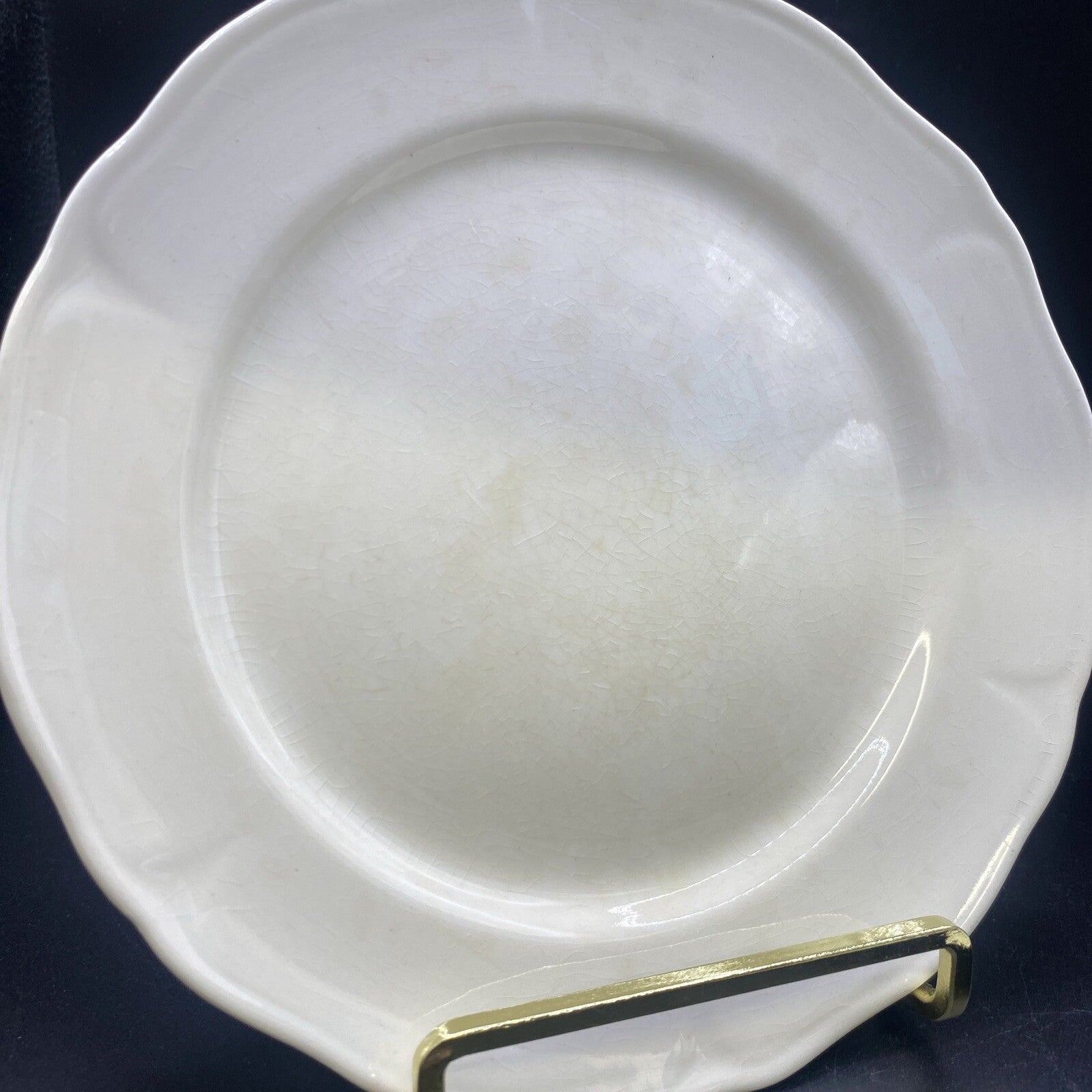 RARE Lot of 4 1930's Petalware Mount Clemens White Plates Salad Bread Desert