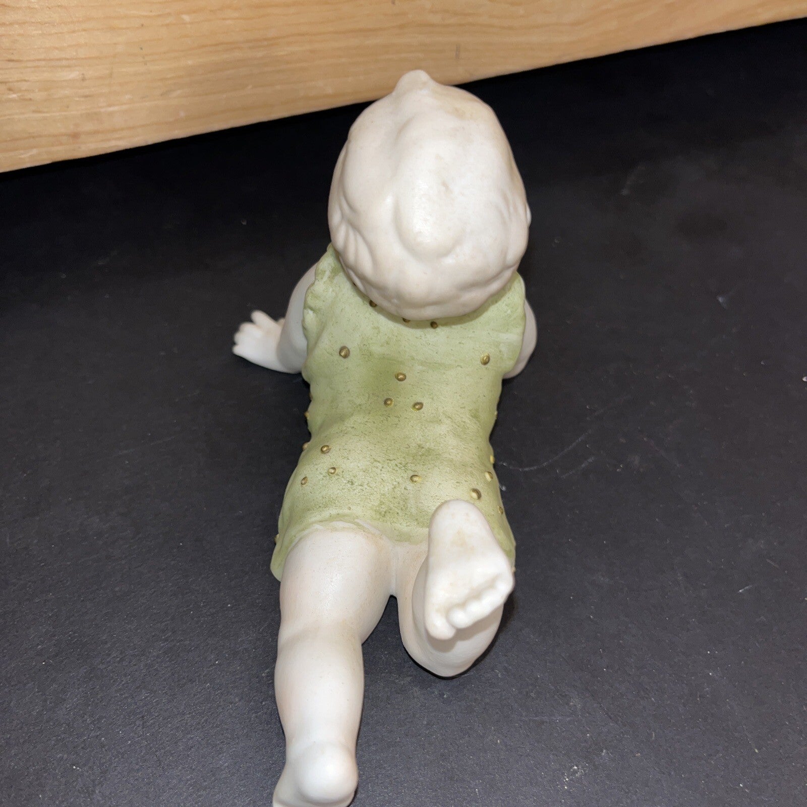 LEFTON Porcelain Piano Baby crawling figurine in romper 5"