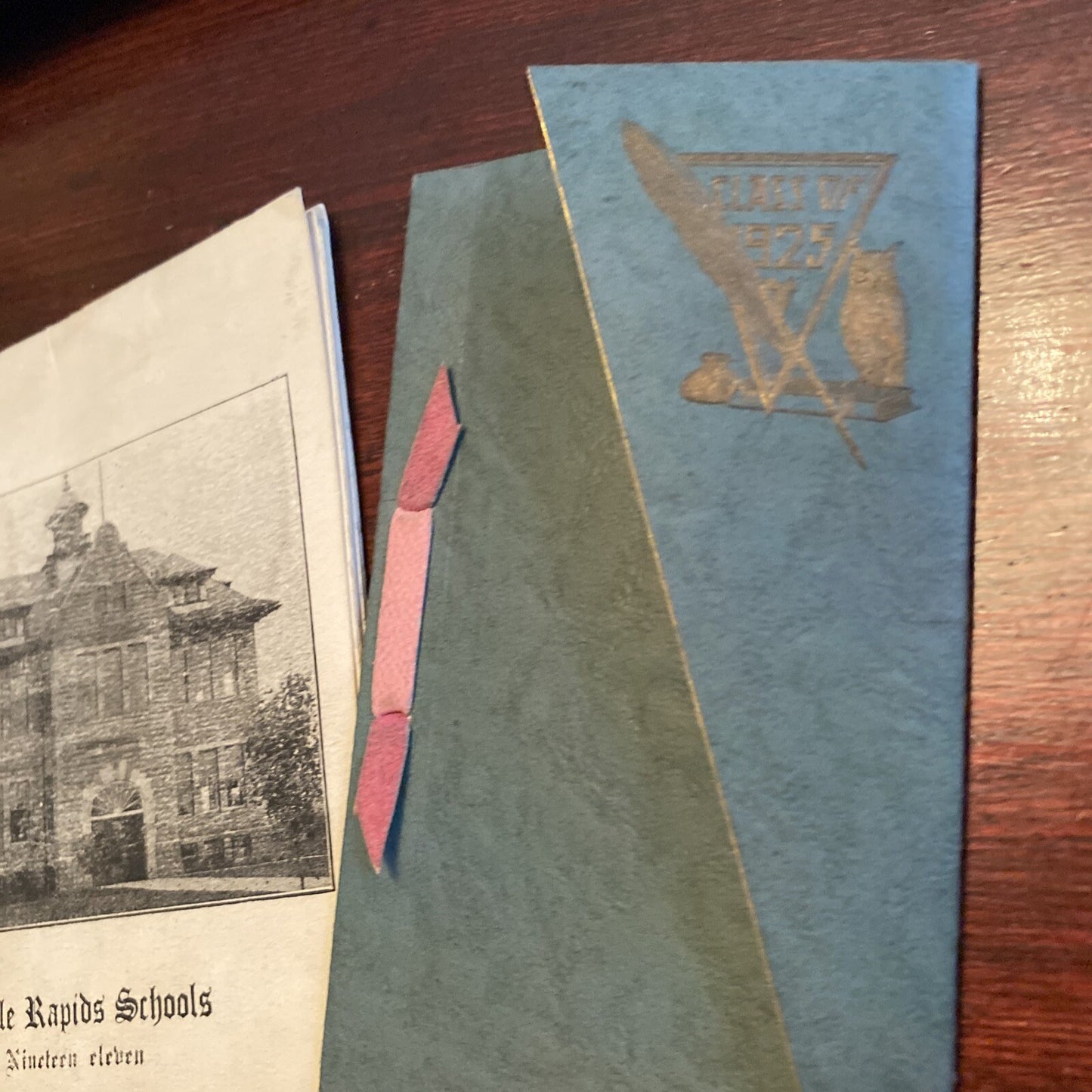 1800's+ Lot of 4 Maple Ridge Schools Graduation Alumni Collectible MI Michigan 