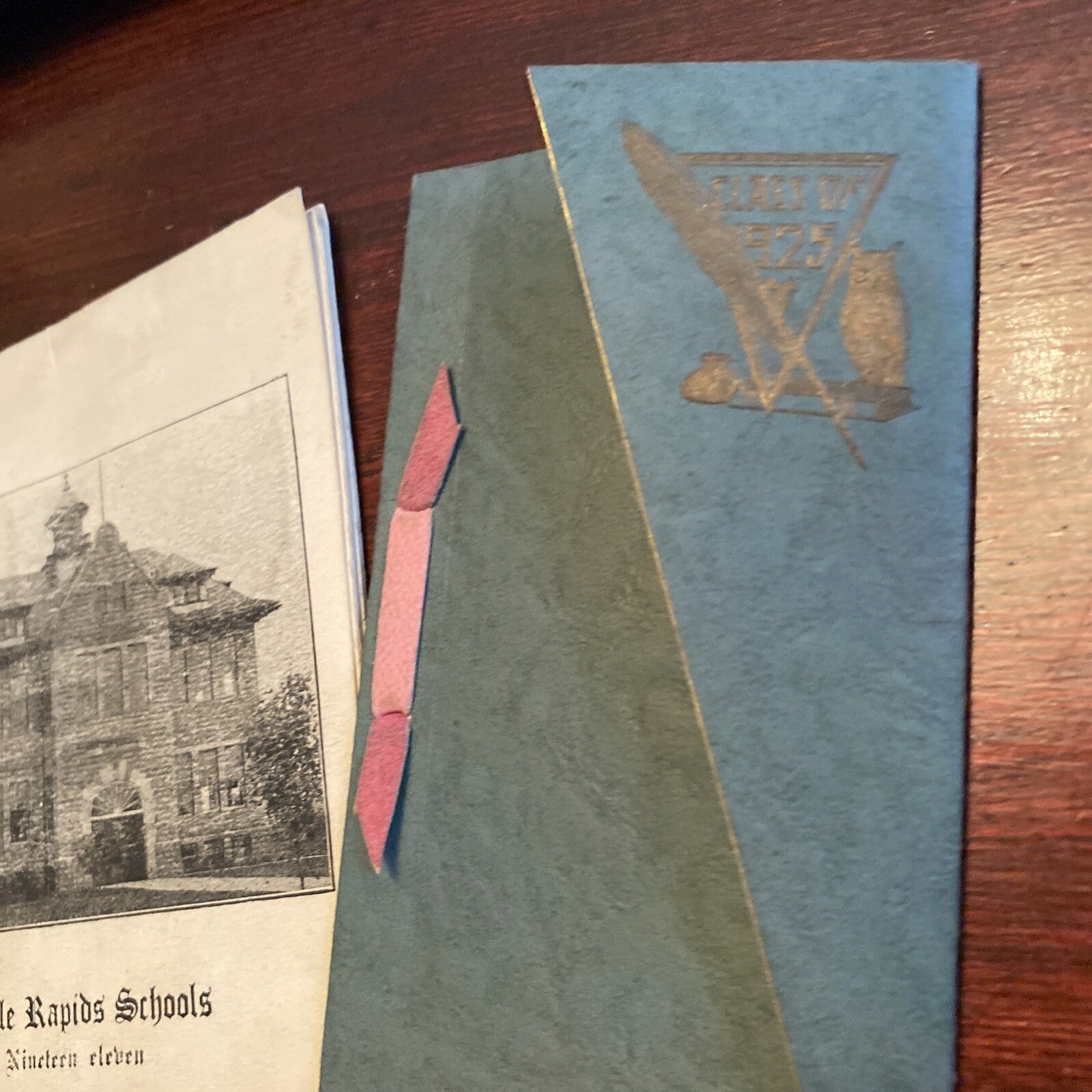 1800's+ Lot of 4 Maple Ridge Schools Graduation Alumni Collectible MI Michigan 