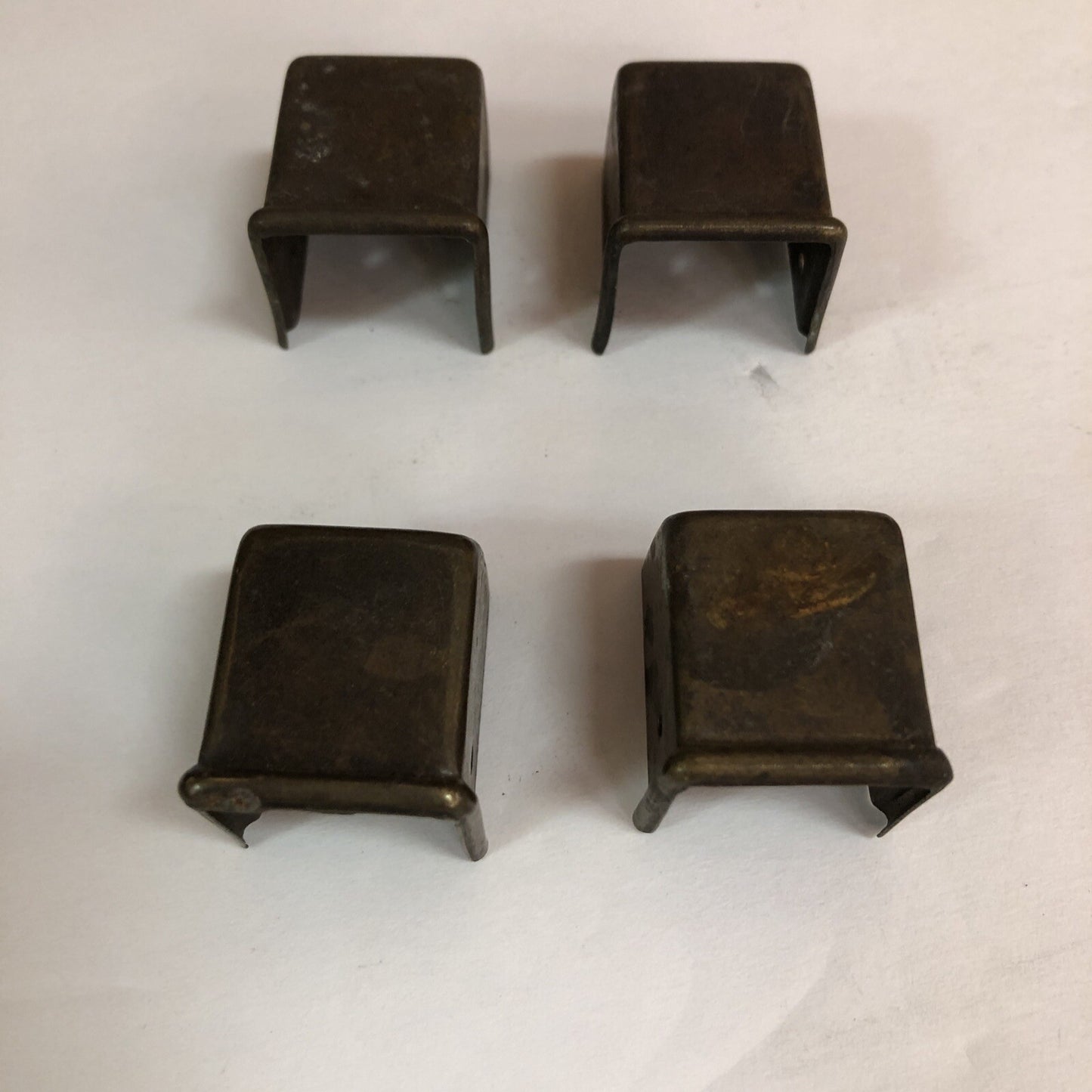 LOT OF 4 ANTIQUE VINTAGE MID-CENTURY BRASS CUBE FURNITURE FOOT COVERS SALVAGE