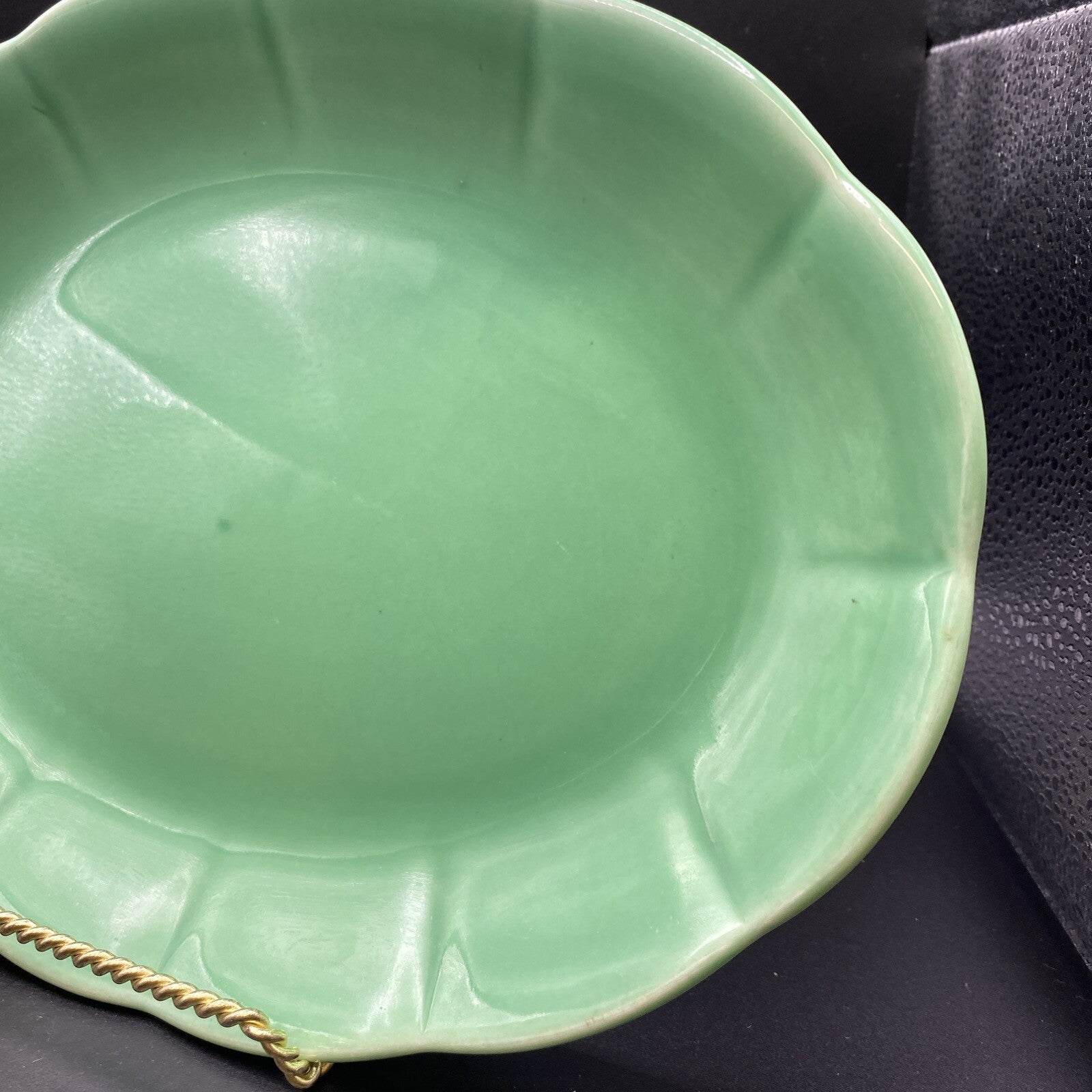 11" x 8" Oval Platter Vintage 1930's Mount Clemens Petalware  LIGHT Green