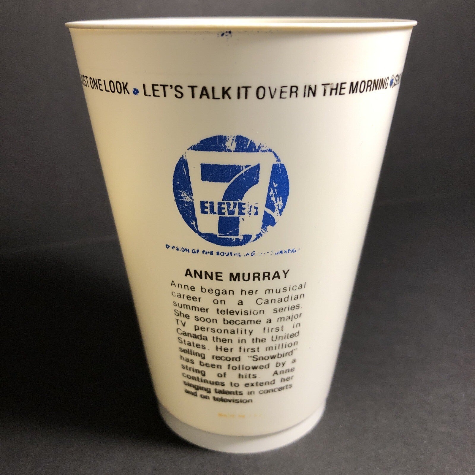 Vintage 1970s 7-11 Plastic Slurpee Cup Anne Murray - Artist Signed