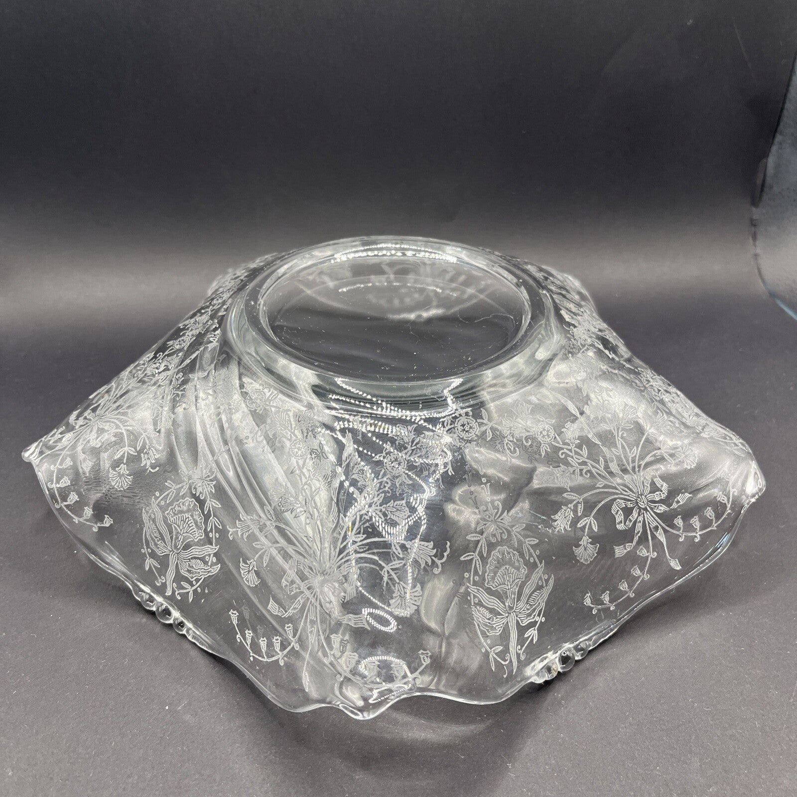 Heisey Orchid Waverly Etched 9" Crimped Flared Round Bowl