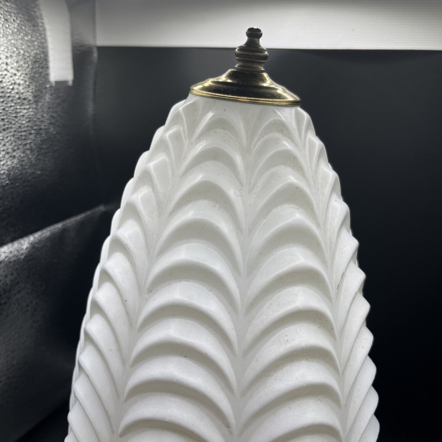 ***** ANTIQUE  ART DECO ORNATE GLASS HANGING LAMP SHADE  *****