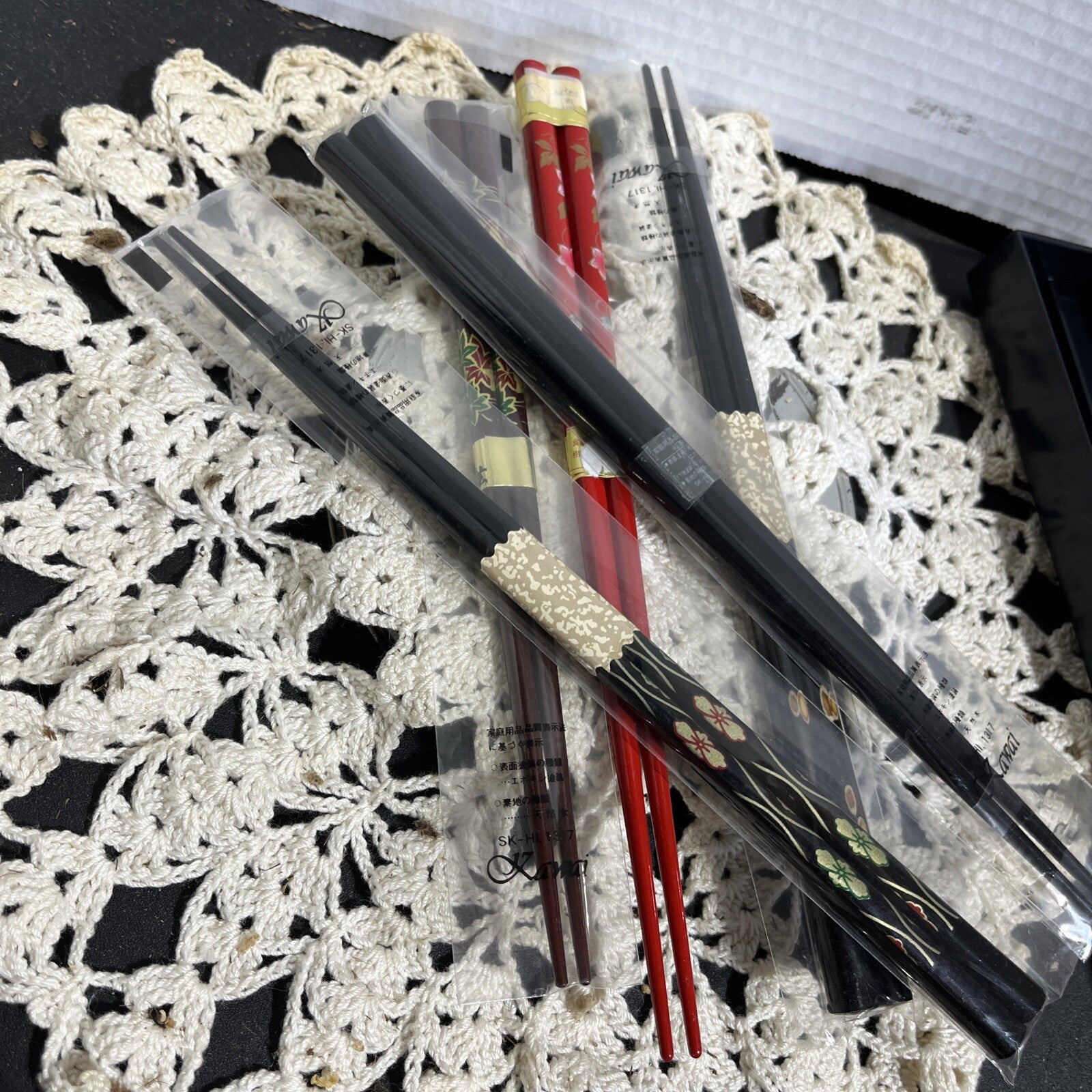 Vintage Chopsticks 5 Pairs Inlays in Lacquer Case