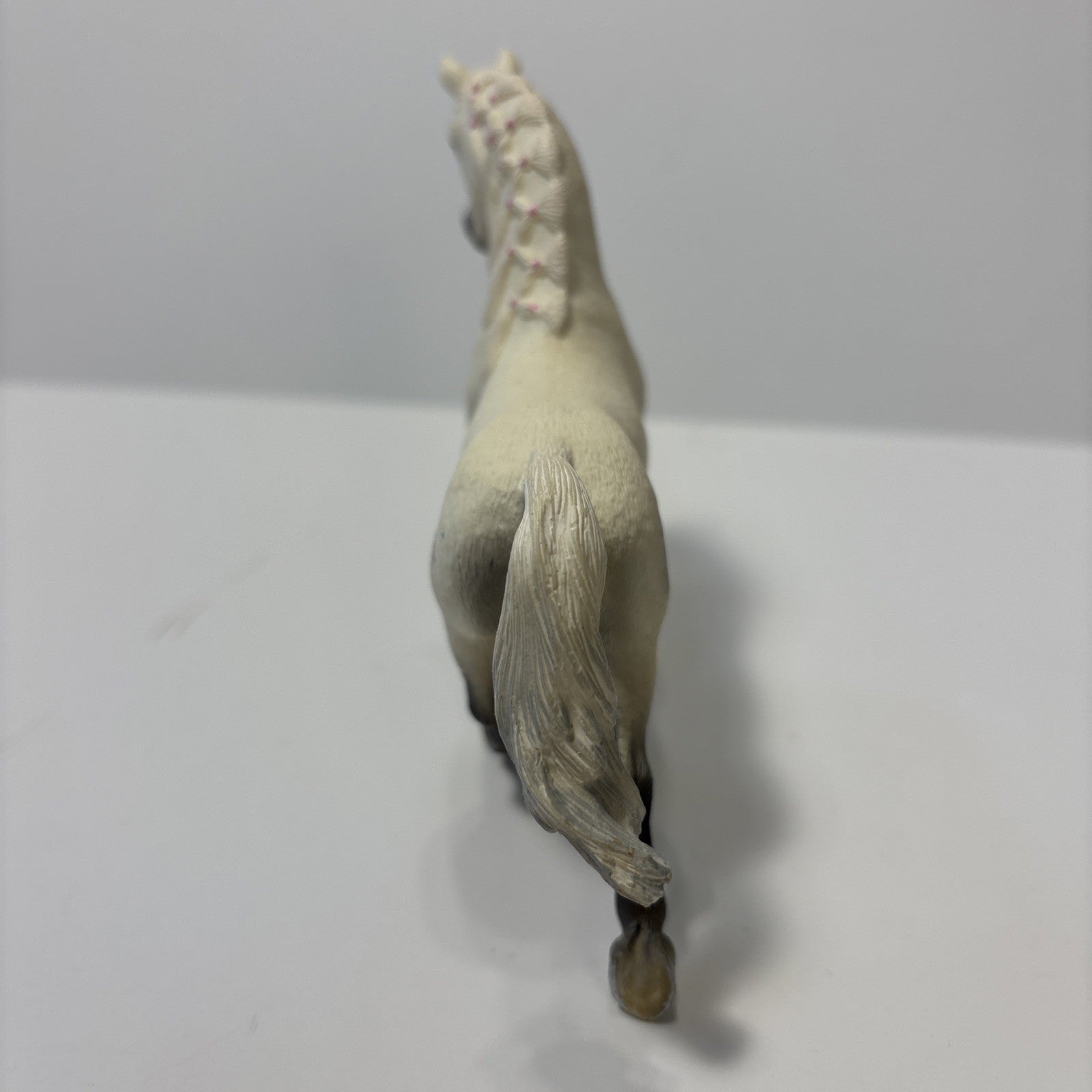 2015 Schleich White Arabian Mare Horse Toy Retired