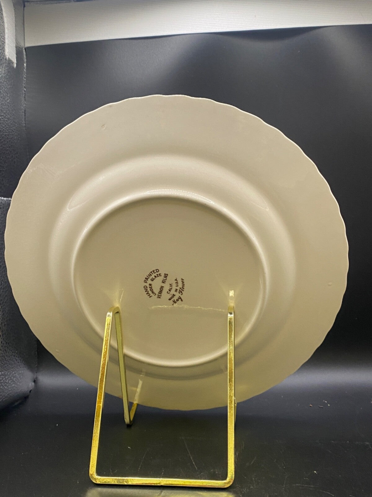 Vintage Vernon Kilns "May Flower" Large 10" Round plate - Handpainted in USA