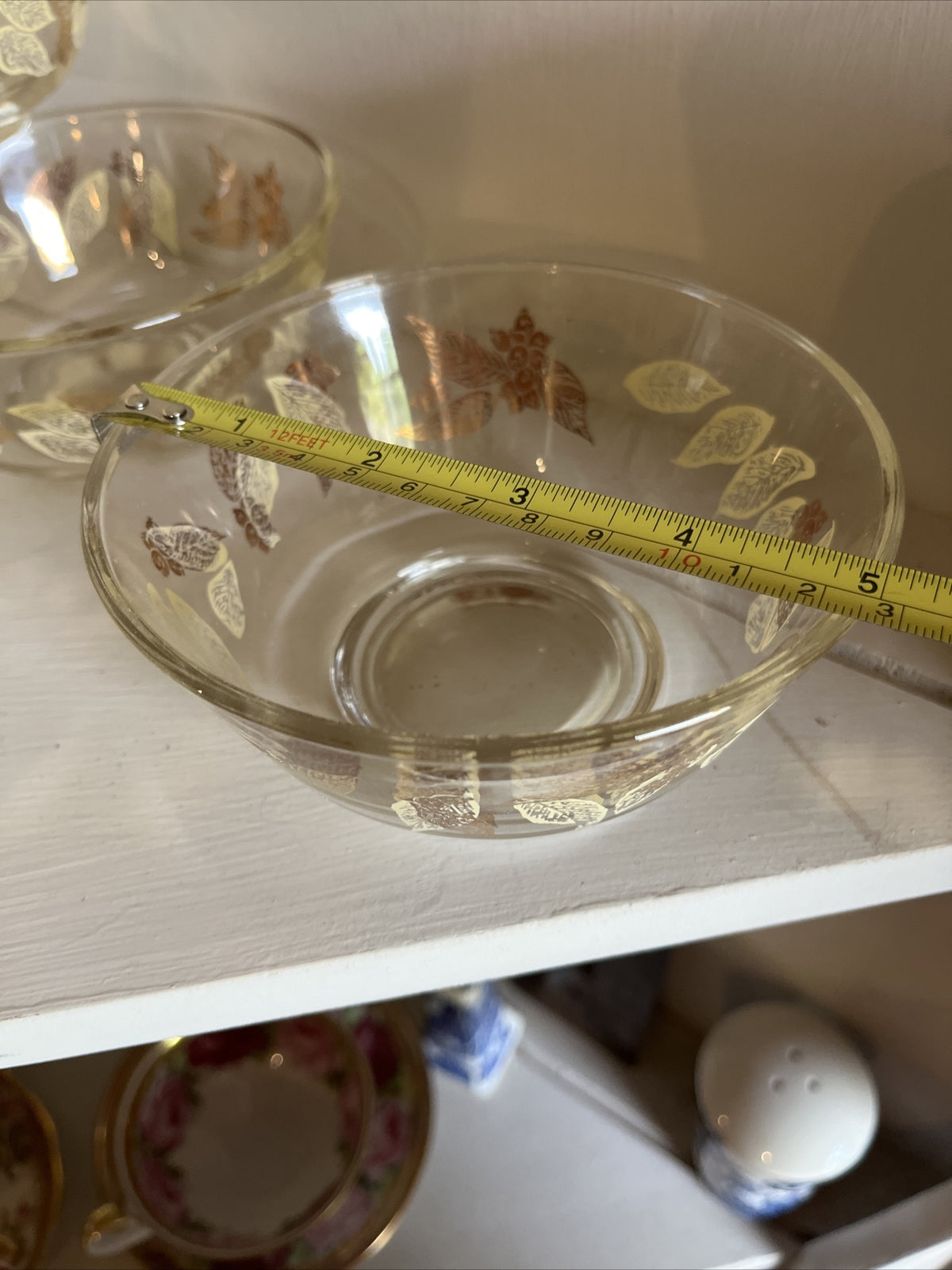 Vintage MCM Chip ‘n Dip Glass Salad Bowl Set Gold Leaf/Olive Design