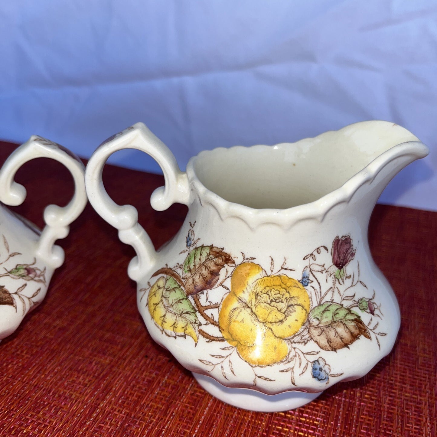 Vernonware Vernon Rose Yellow Cream & Sugar Set