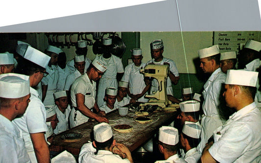 Learning To Feed The Army USA Training Center Kentucky KY Military Postcard