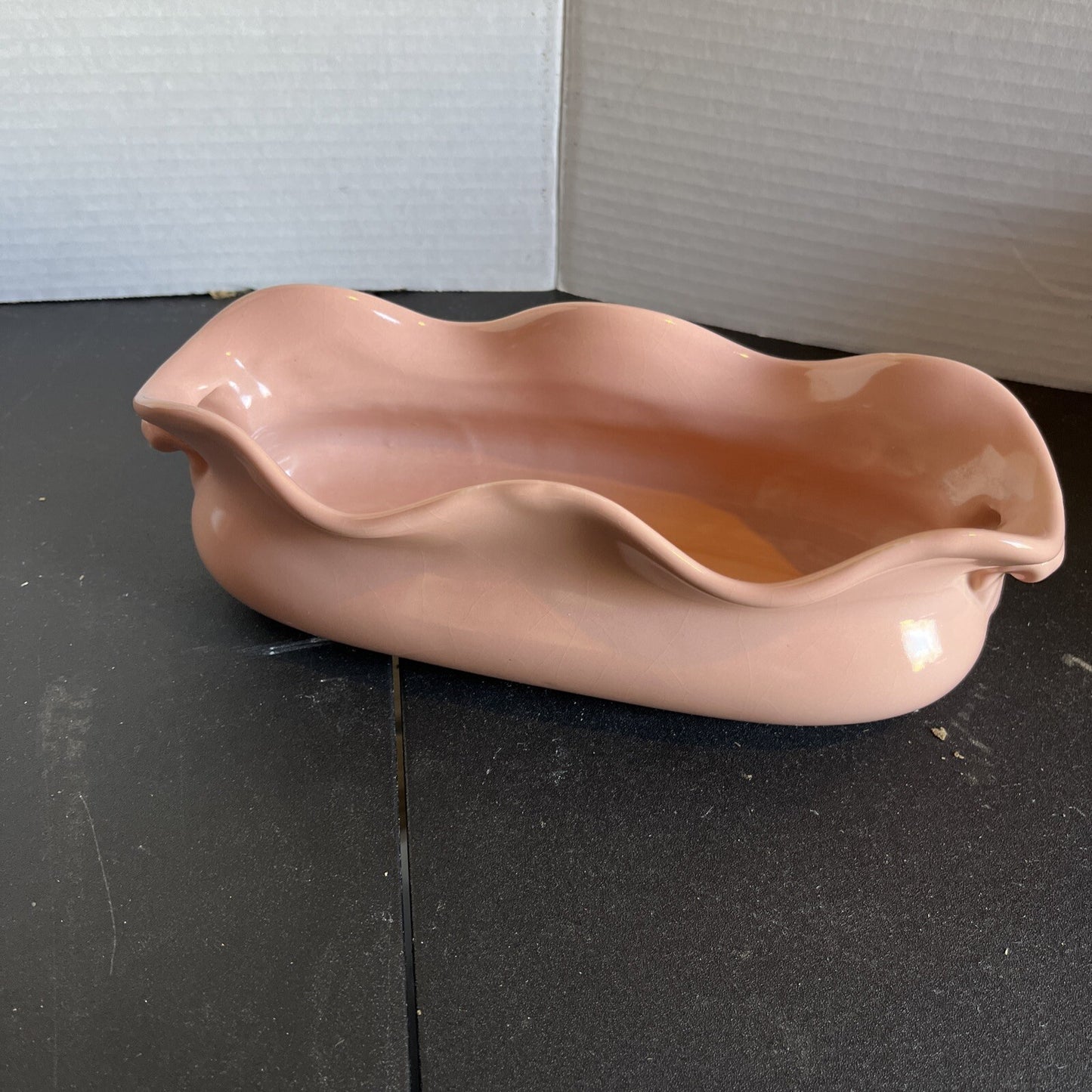 Abingdon USA Pottery Console Bowl with Scalloped Edge #570