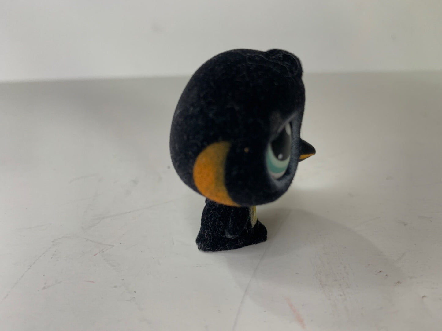 Littlest Pet Shop #333 Fuzzy Penguin Authentic LPS Animal Figure