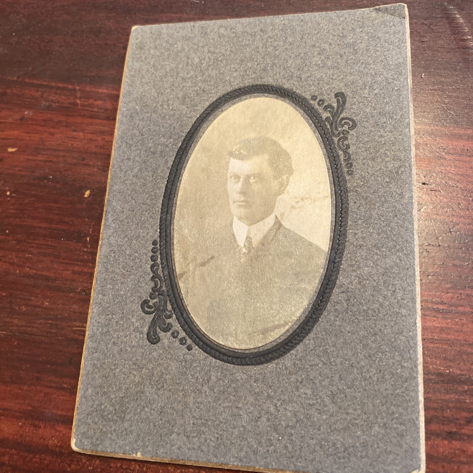 Real Photo Victorian Gentleman man in suit CDV Photography 3” X 4.5