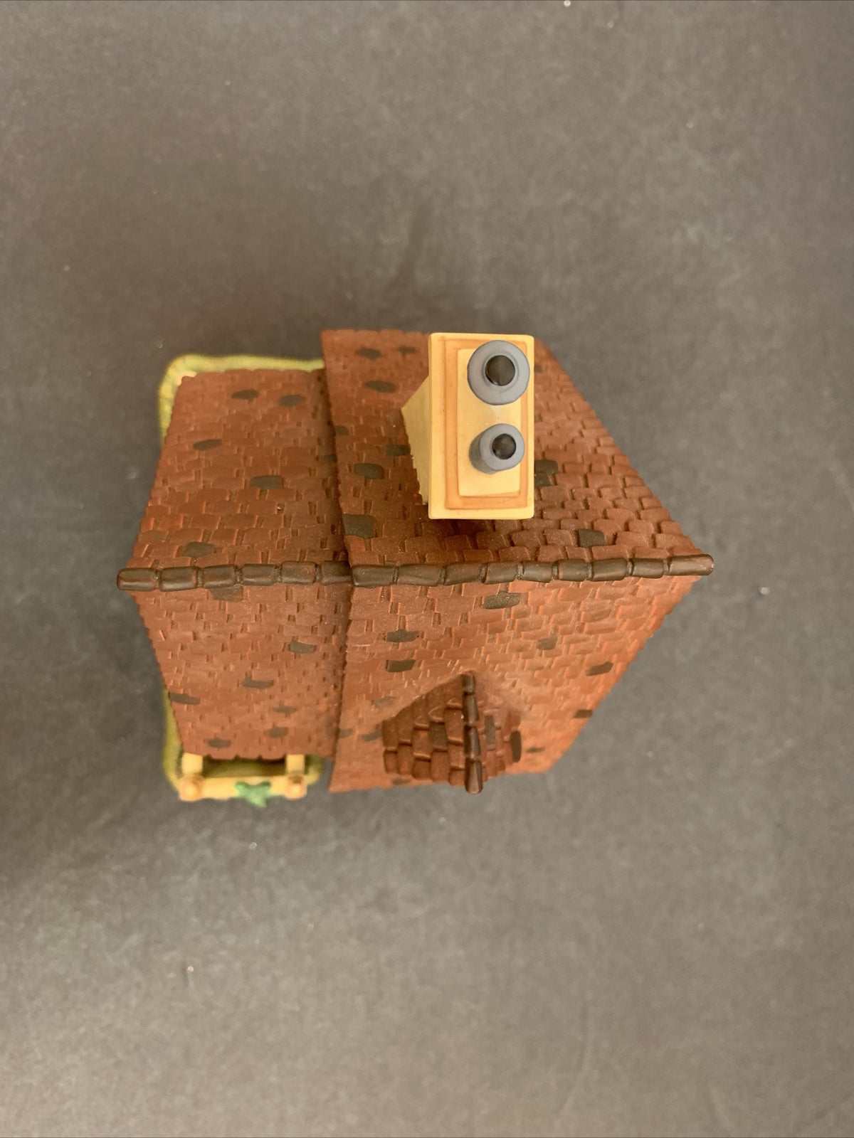 Department 56 Dickens Village - "Hedgerow Garden Cottage"