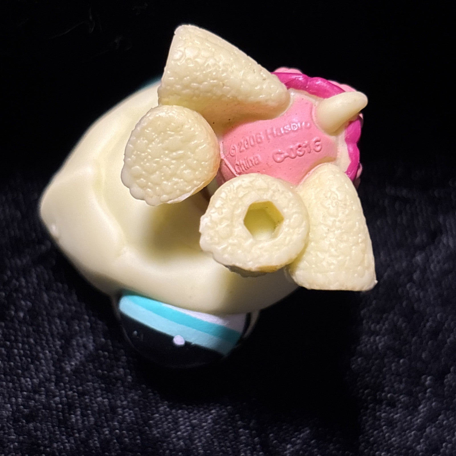 Littlest Pet Shop LPS  Turtle #1597 Pink Shell Blue Green Eyes