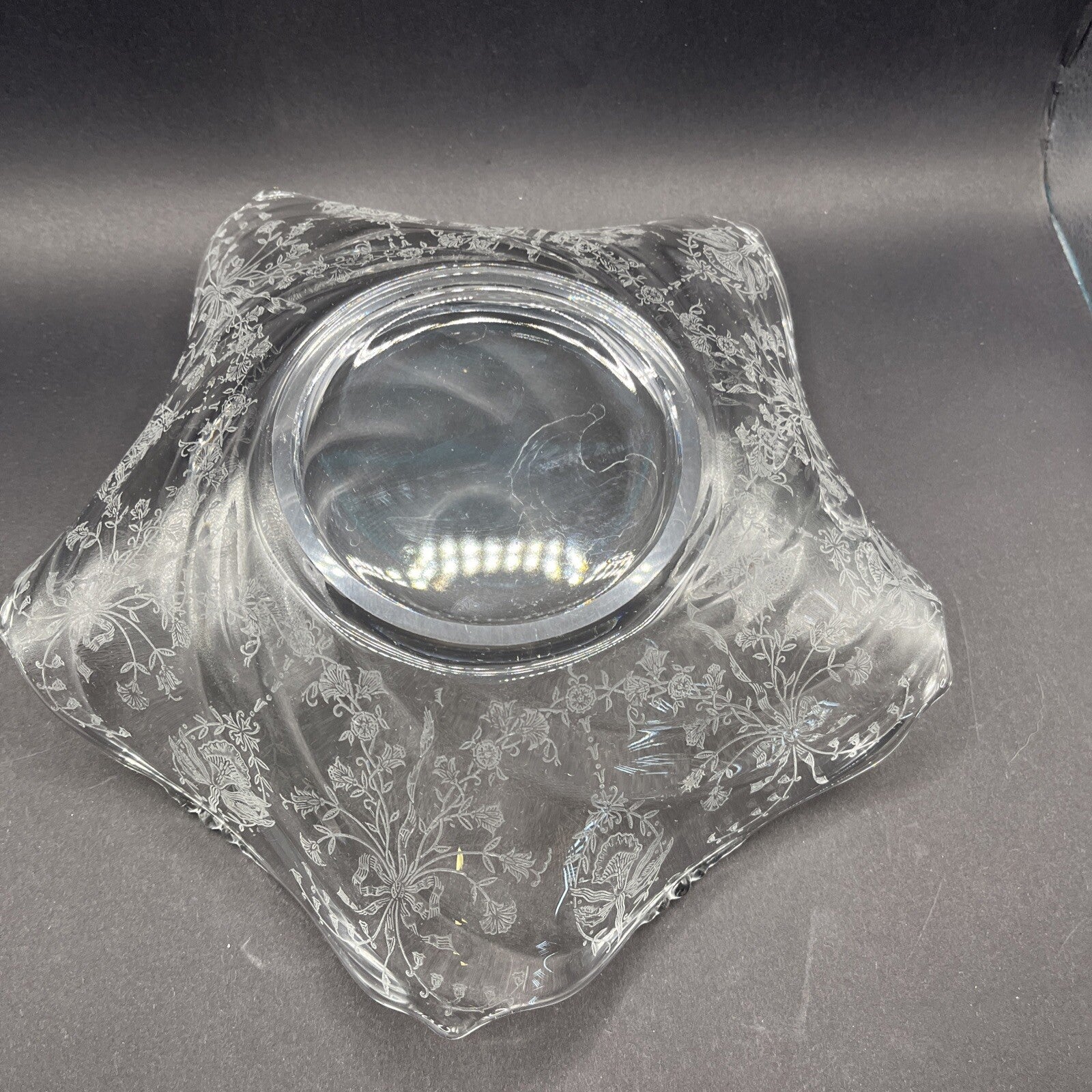 Heisey Orchid Waverly Etched 9" Crimped Flared Round Bowl