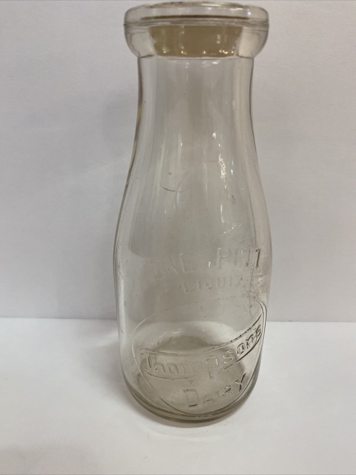 Thompsons Dairy Milk Co Pint Michigan MI Mich Bottle 