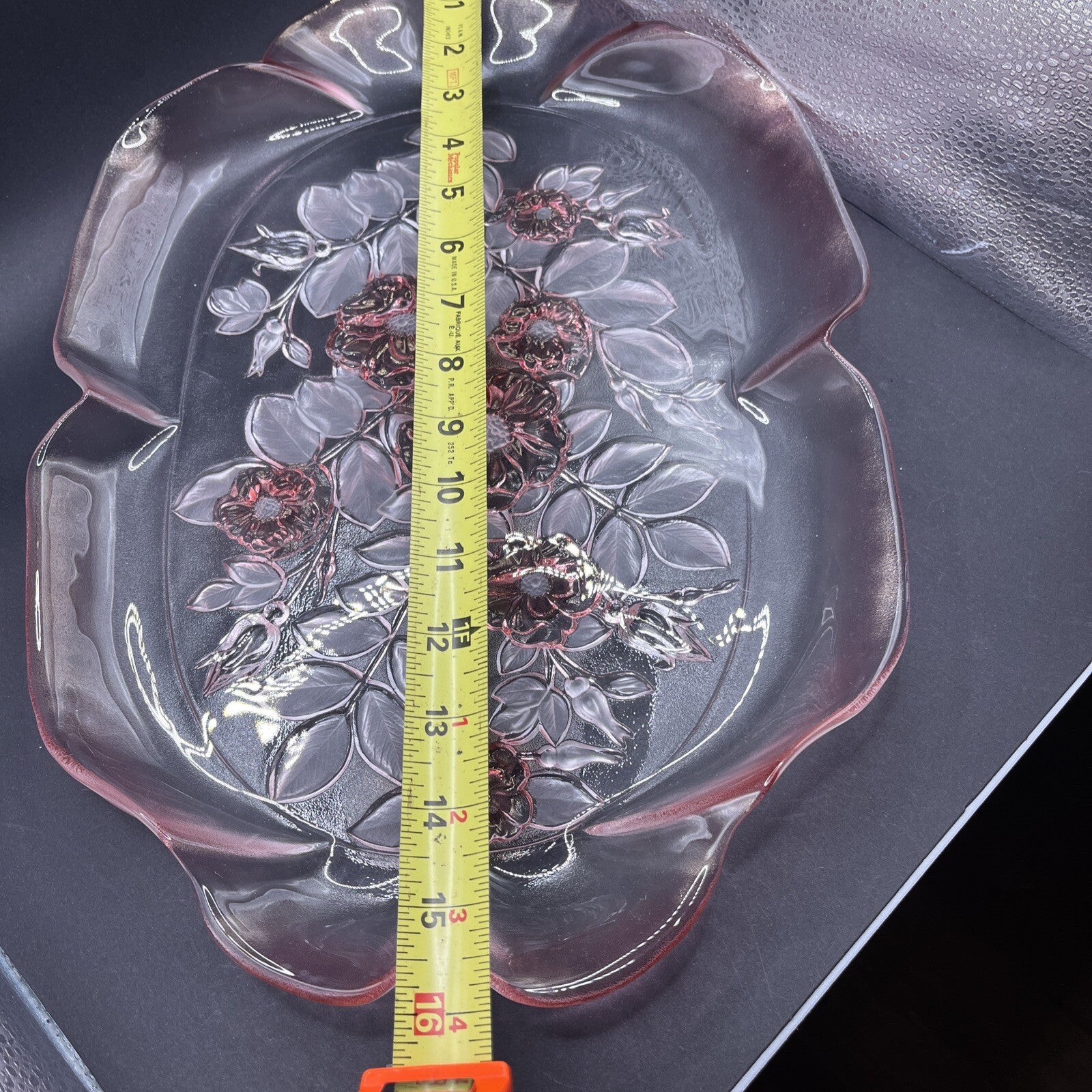 BEAUTIFUL VTG 80'S Sturdy Mikasa ROSELLA  Crystal Platter Dish Frosted Pink Rose