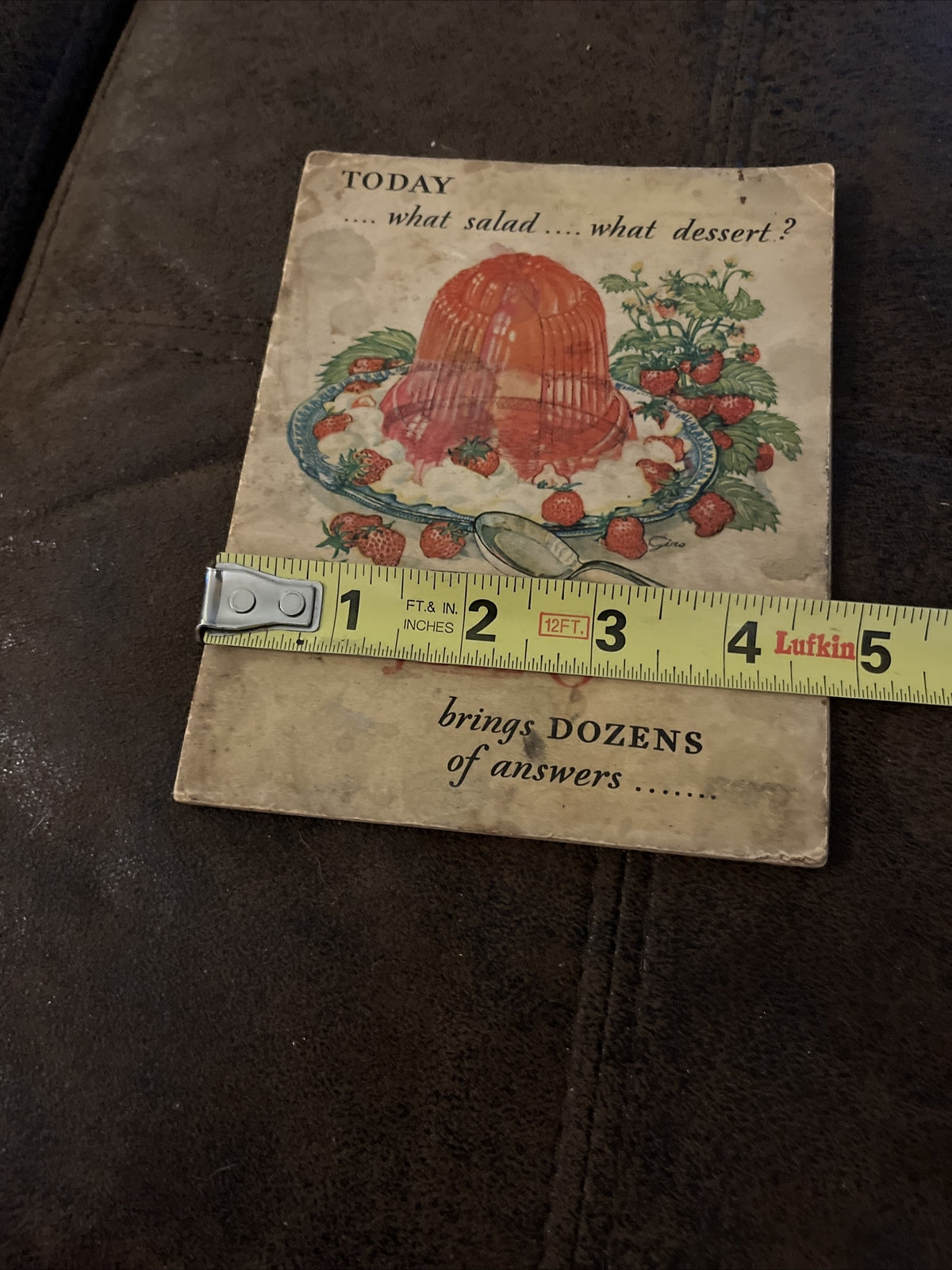 Vintage 1928 Jell-o "Brings Dozens of Answers" Recipe Booklet