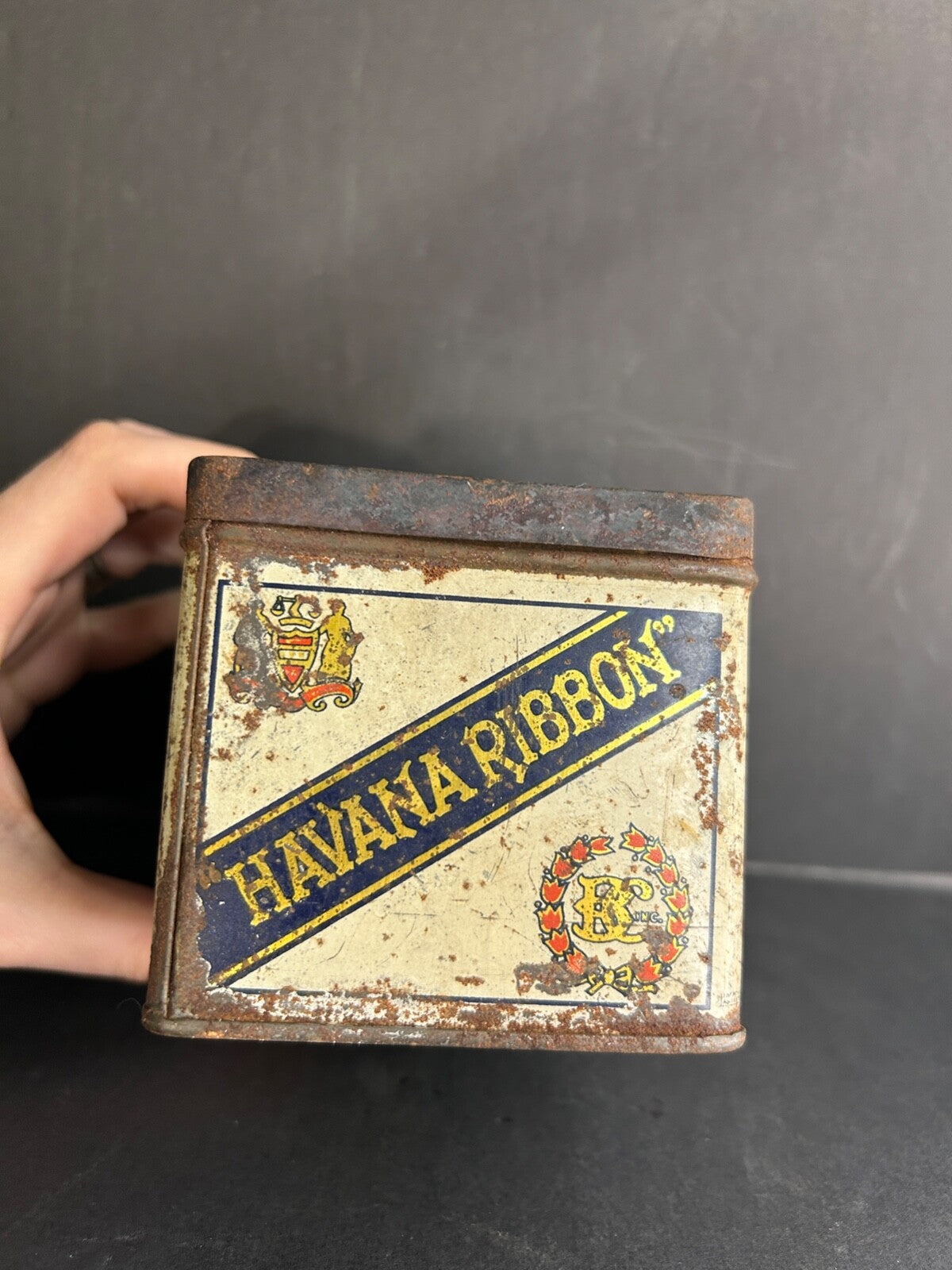 VTG Londres Havana Ribbon Tobacco Tin Ribbon Cigar Metal Box Philadelphia