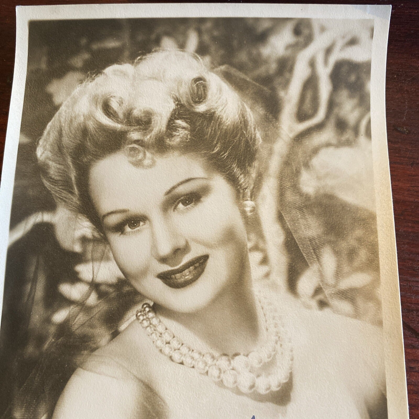 Hollywood Movie Star AUTOGRAPHED INK  Real PHOTO  Virginia Mayo  Signed 5 x 7