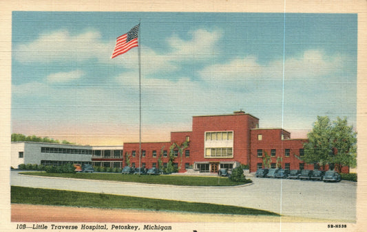  Petoskey Mich Michigan MI Little Traverse Hospital Old Cars in Parking Lot 