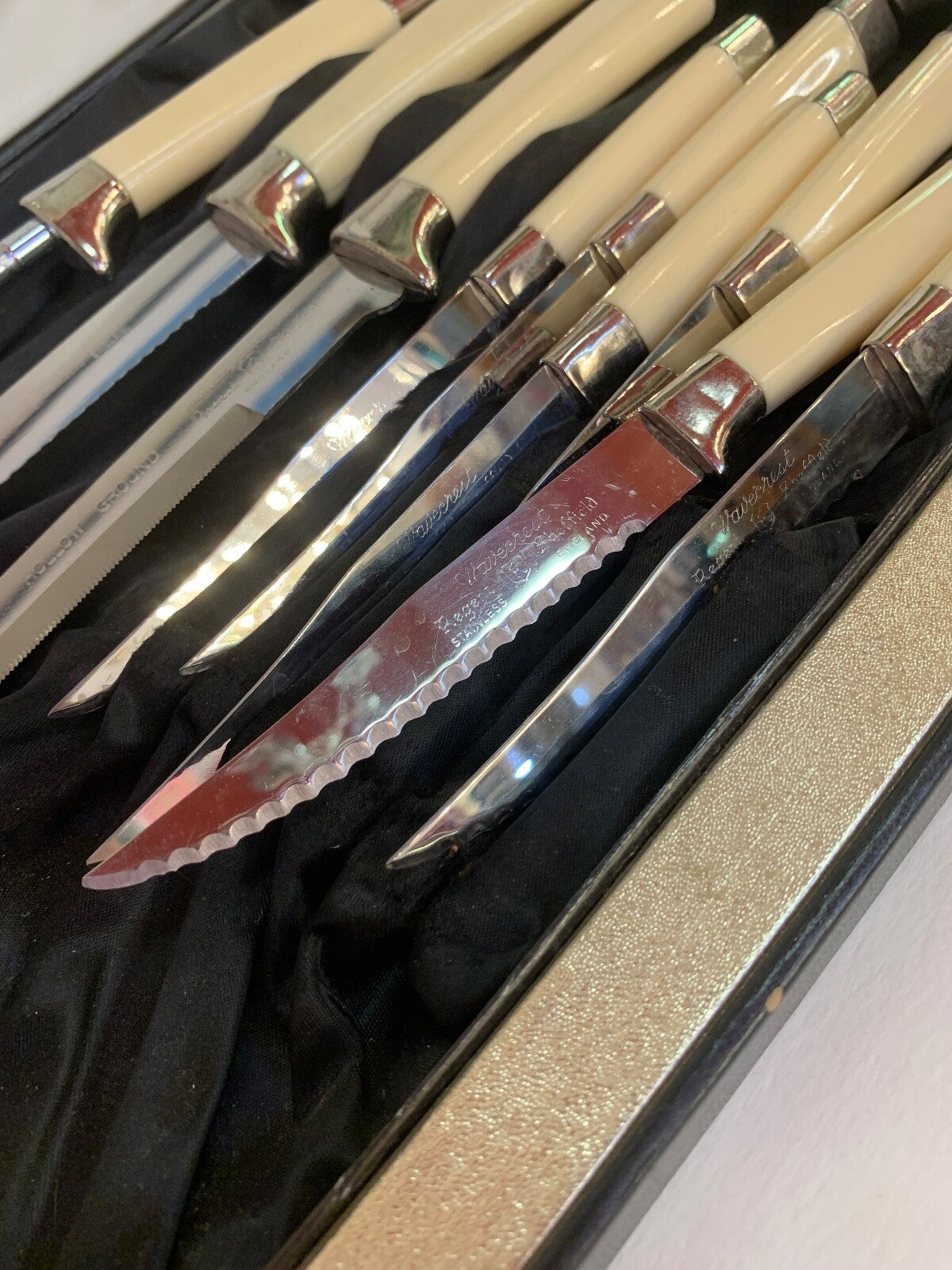 Vintage Regent Sheffield English Stainless Blades Set of 6 Small Knives & 3 Lg