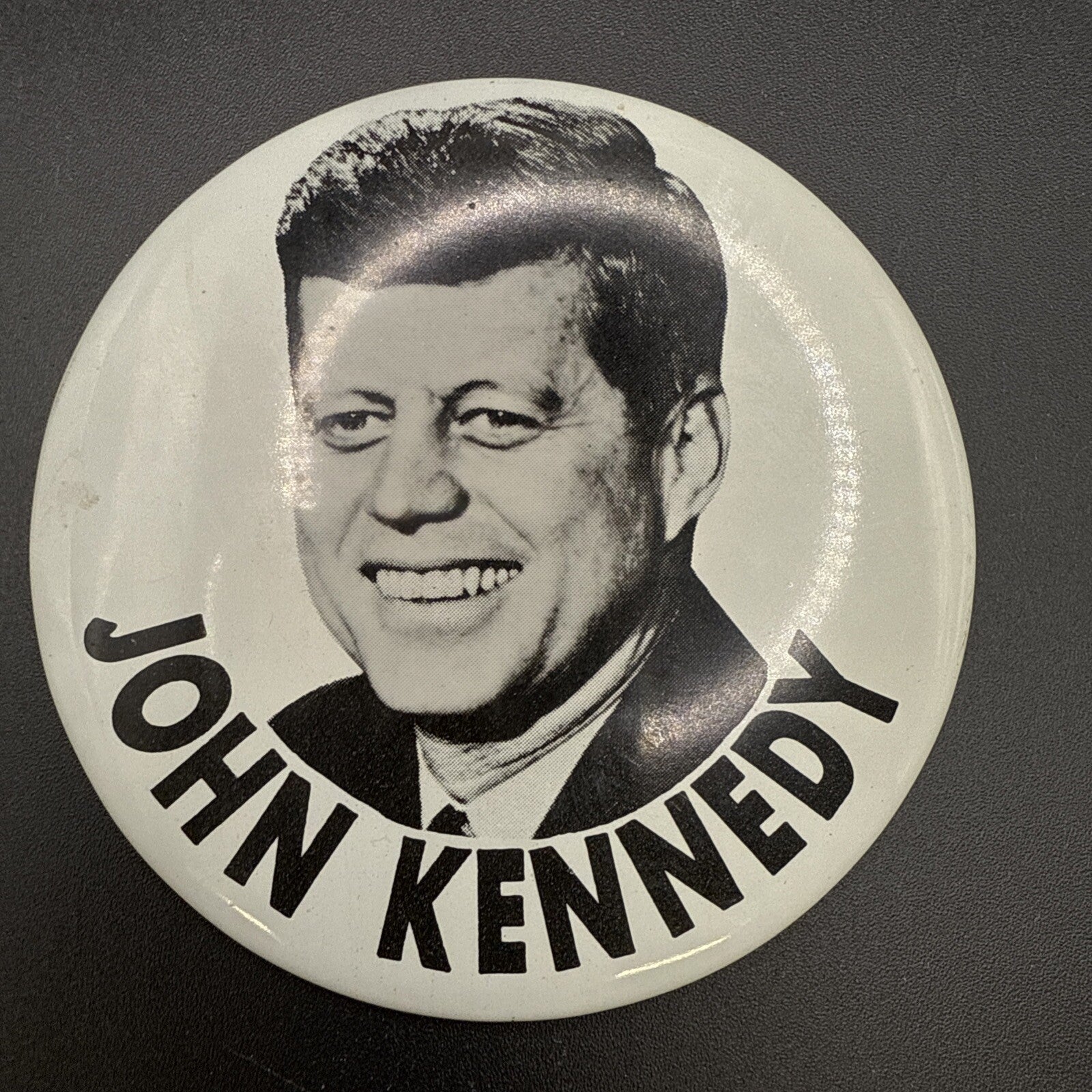 1960 John F. Kennedy 3 Inch Pin-Back Campaign Button pin