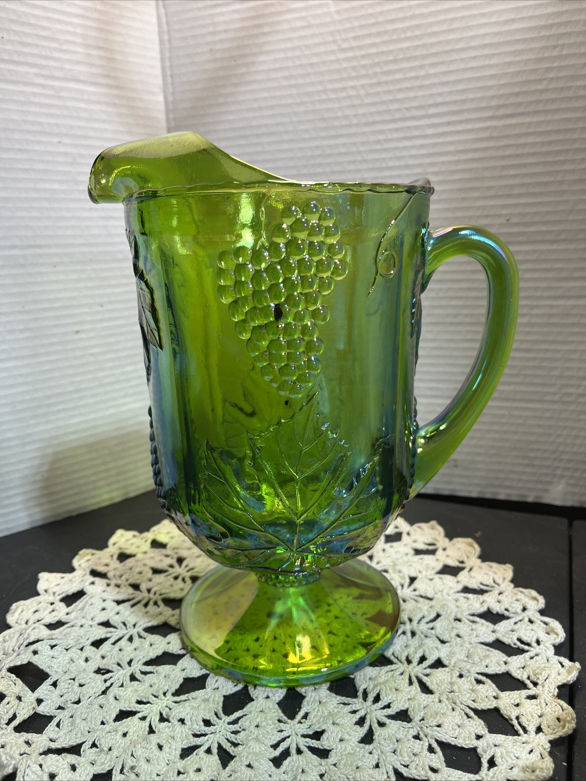 vintage Indiana green glass harvest grape carnival glass pitcher 