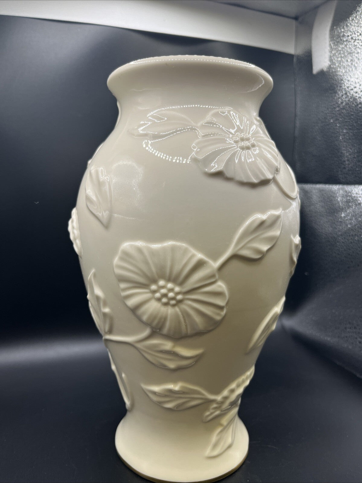 Lenox Porcelain Poppy Vase 10”