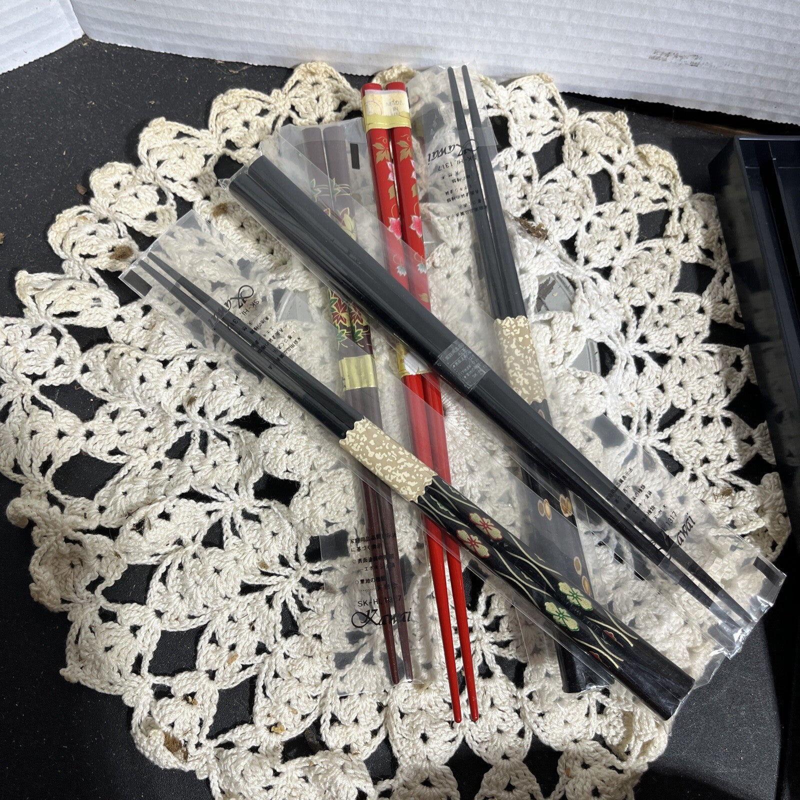 Vintage Chopsticks 5 Pairs Inlays in Lacquer Case