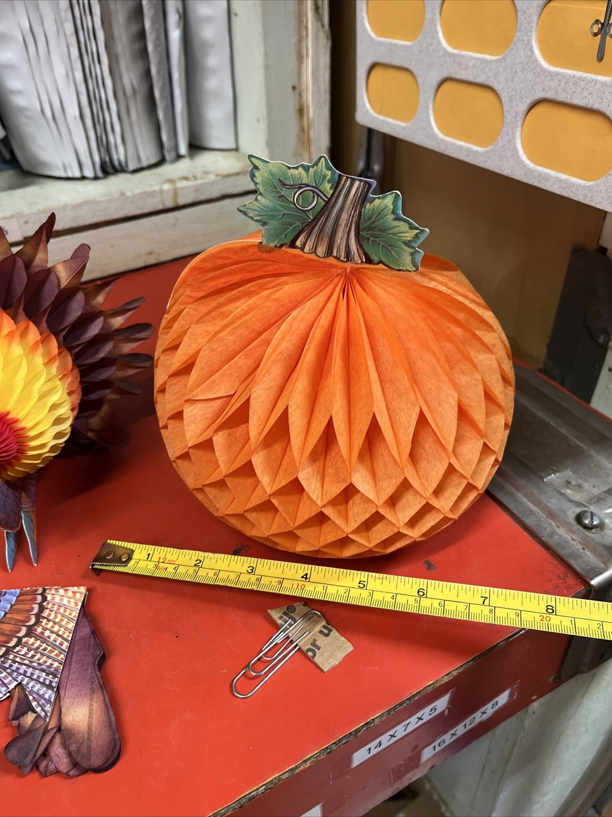 Vintage 11 Pc - Honeycomb Folding Thanksgiving Turkeys, & Pumpkin