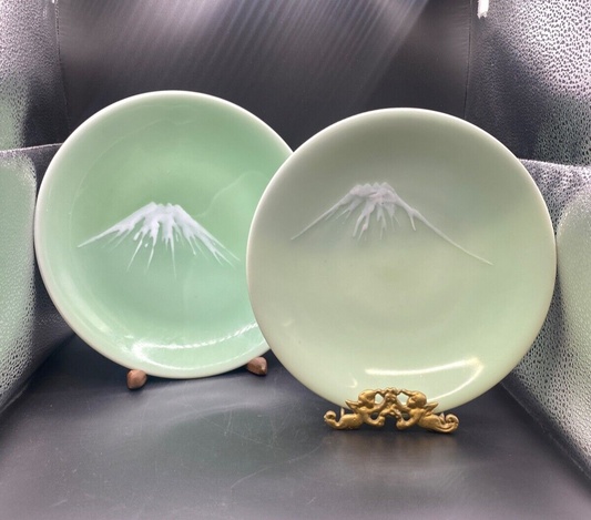 2 Antique RARE Chinese Great Ming Hsuante Reign Seto Yaki Mt Fuji Caledon Plate