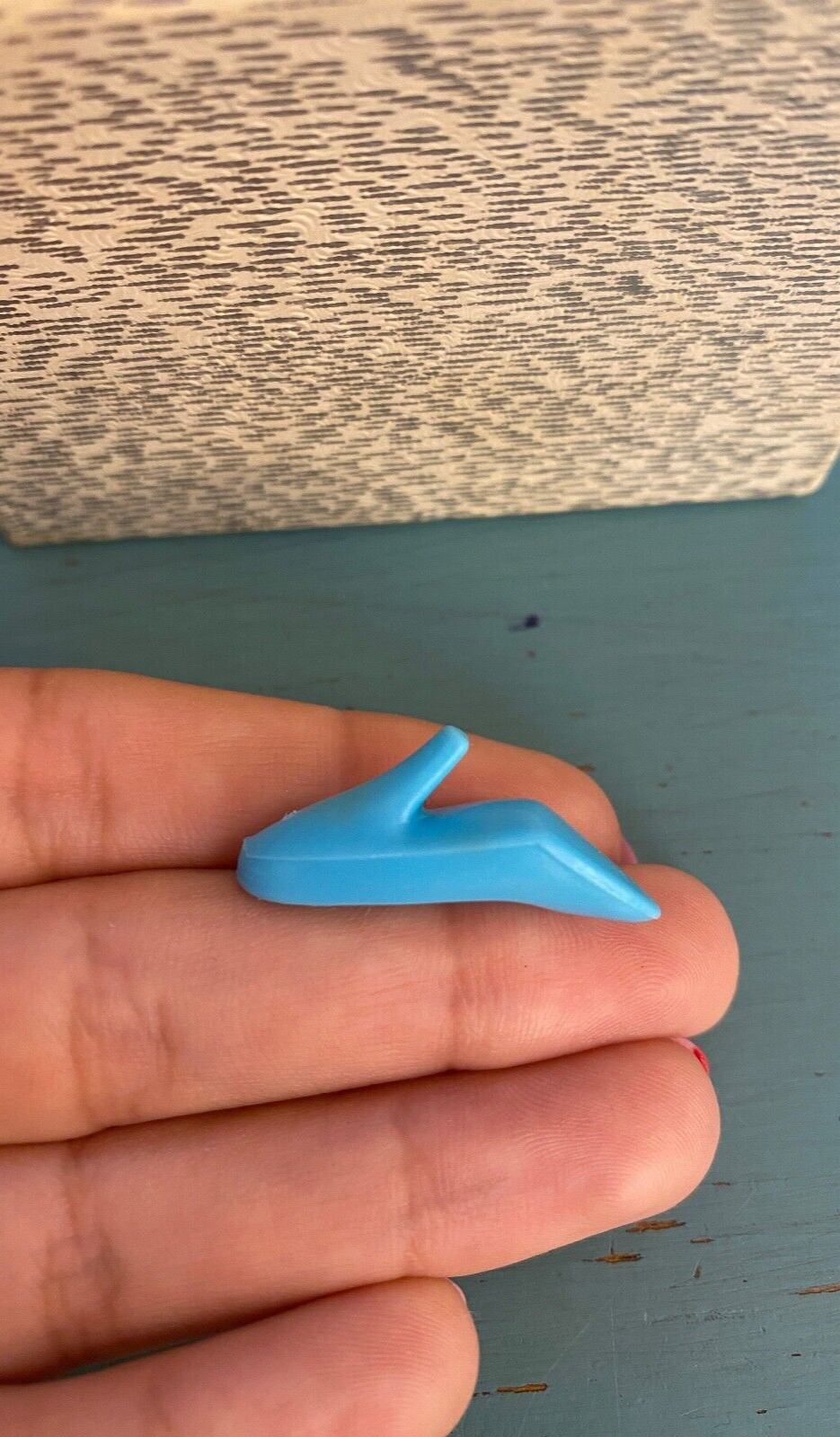 ONE HEEL INCLUDED BARBIE Vintage BLUE Closed Toe High Heel CHINA